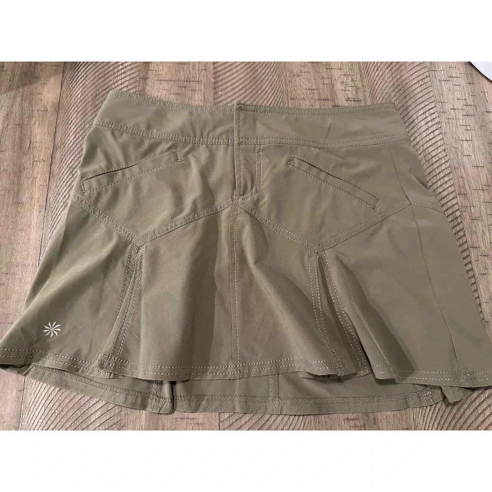Athleta All Terrain Hiking Skirt Taupe Olive Green Petite‎ 2P Zip Pocket 841277